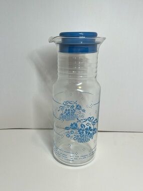Vintage 70s Pyrex Cornflower Blue Basket Juice Carafe Pitcher Server 1.5L Farm